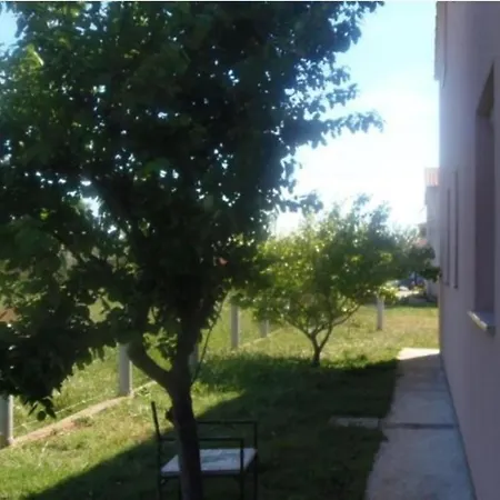 Apartment Ema, A Peaceful Oasis *